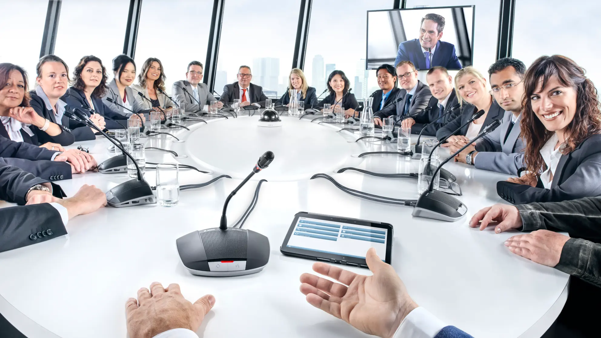 Hybrid Meeting Solution